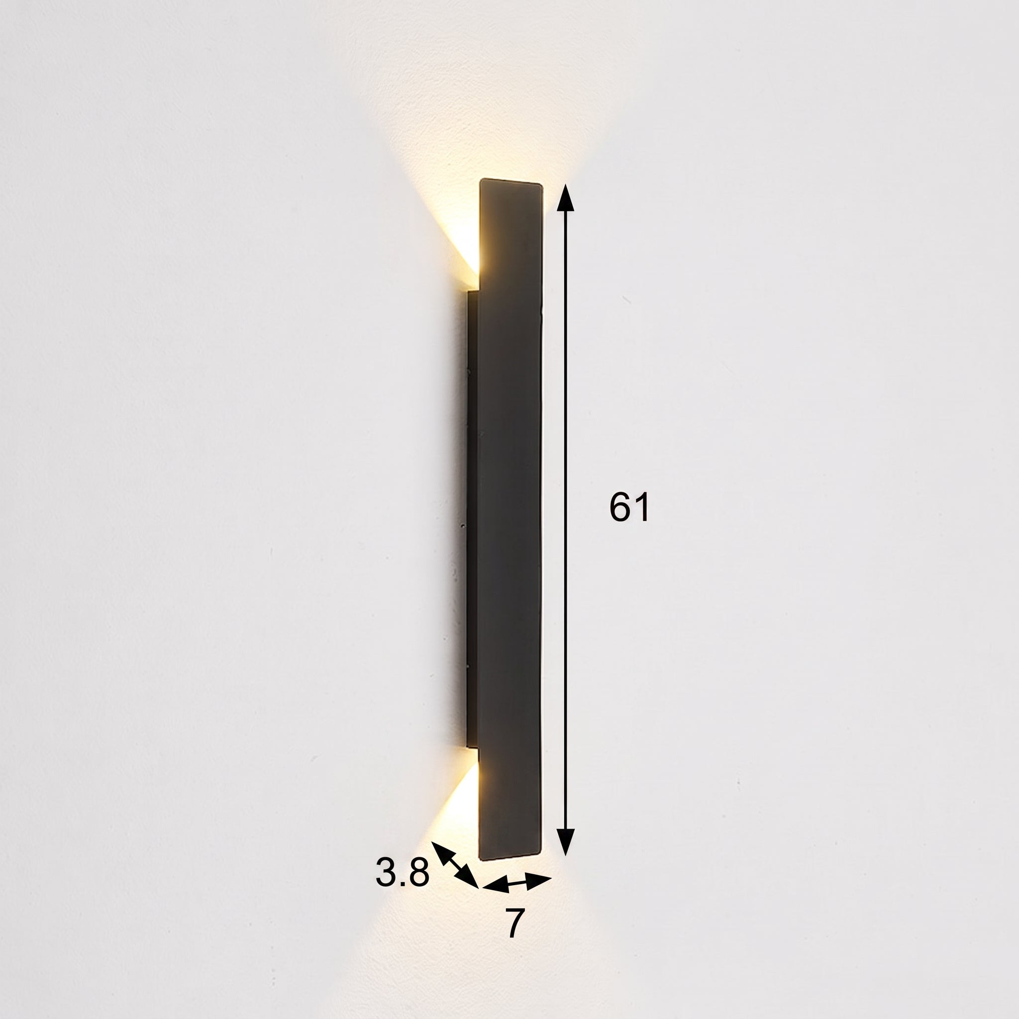 applique murale extérieure LED lame verticale VELTIA mise en situation 12 — Alenza