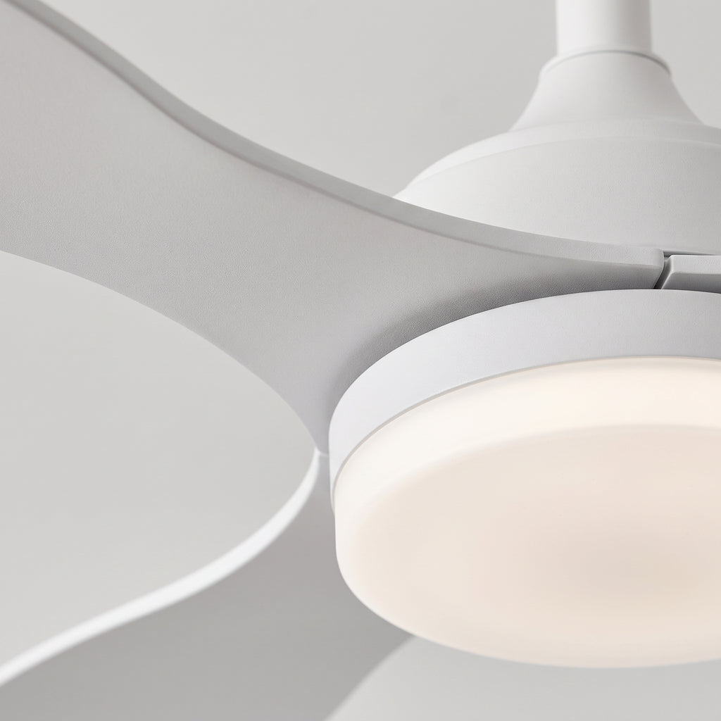 plafonnier ventilateur LED trois pales AERVIA — Alenza