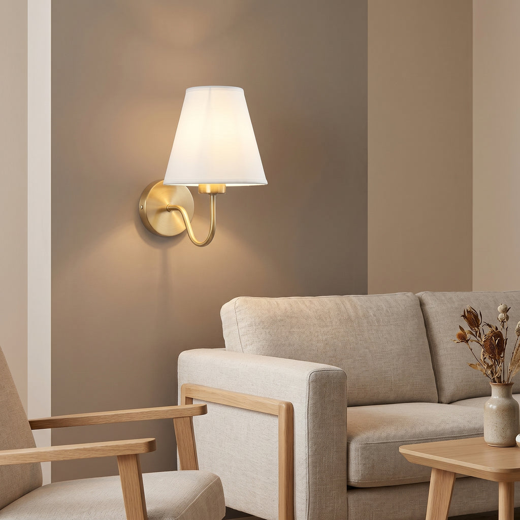 applique murale laiton abat-jour lin ambiance chevet — Alenza