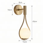 applique murale dorée globe verre opalin chambre cosy — Alenza