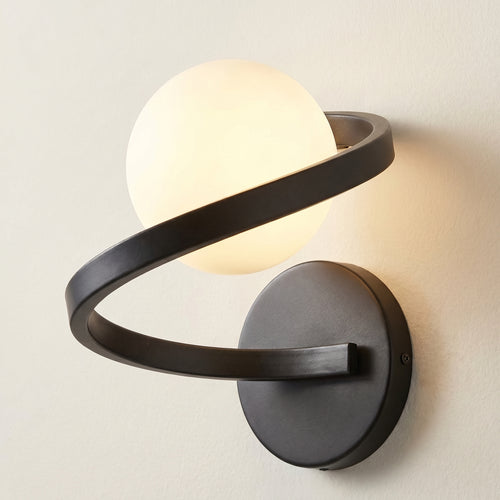 applique murale design globe verre opale métal noir salon — Alenza