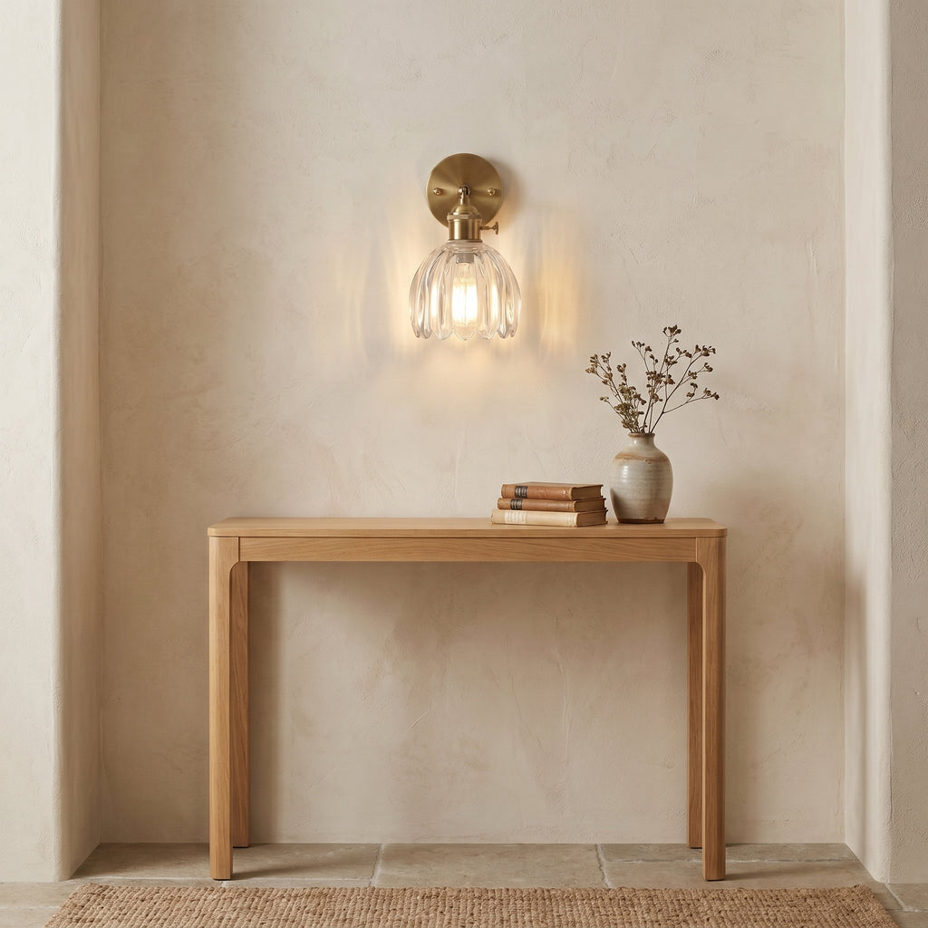 applique murale fleur laiton verre lumière chaude salon — Alenza
