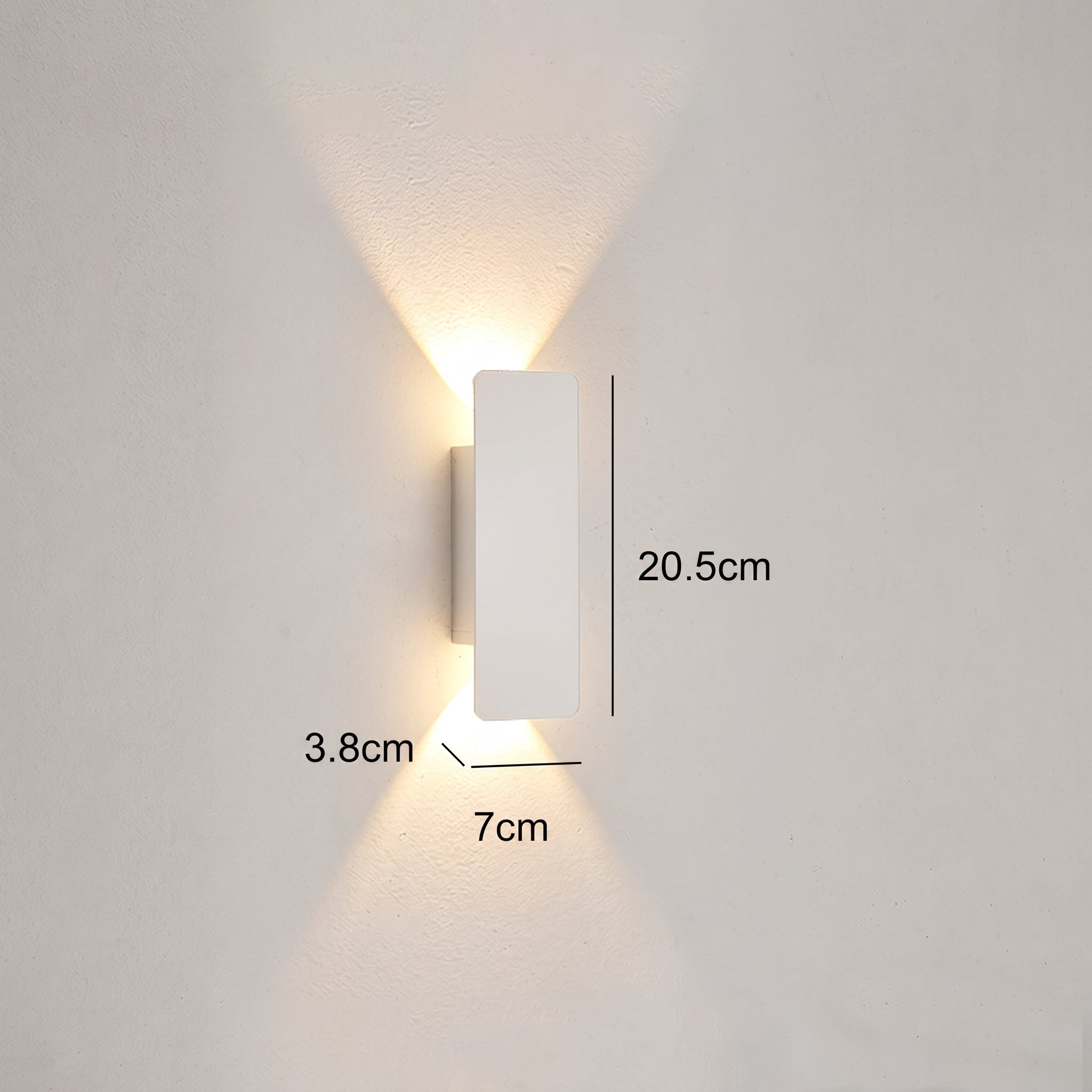applique murale extérieure LED lame verticale VELTIA mise en situation 11 — Alenza