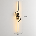 Grande applique murale LED noire ondulée – SKELVIK