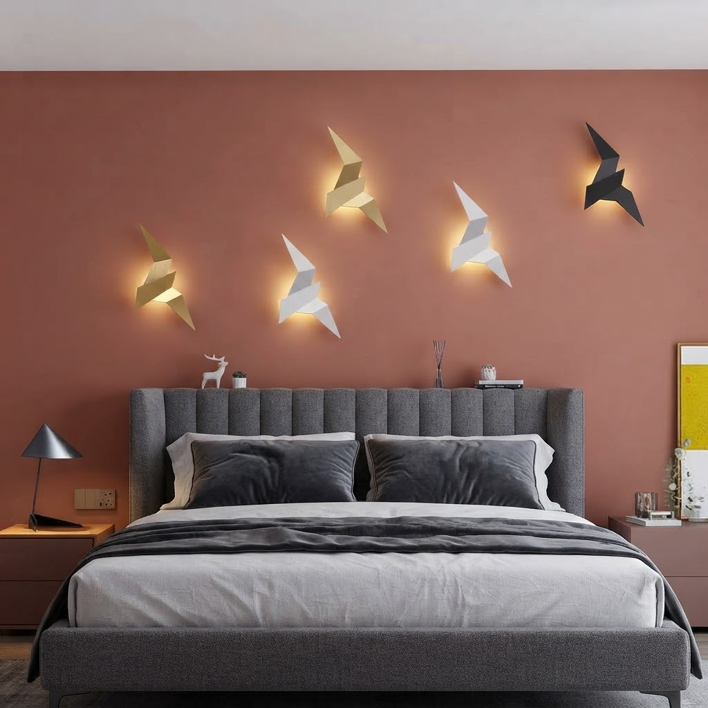 applique murale LED oiseau lumière indirecte finition dorée — Alenza